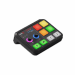 rode-rode-x-streamer-x-threequarters-4000×4000-rgb-2000×2000-064a3d6